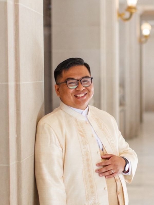 Jose teaches piano and choir classes